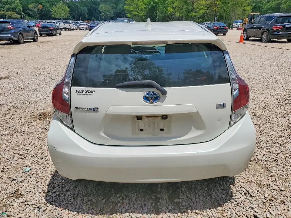 2015 TOYOTA PRIUS C THREE  