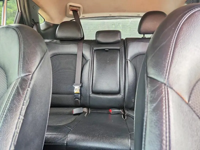2015 HYUNDAI TUCSON SE  