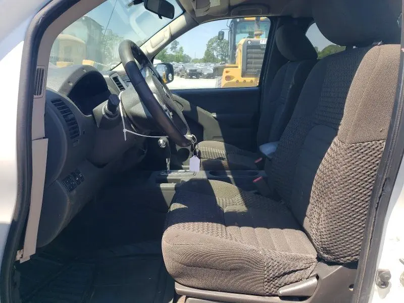 2018 NISSAN FRONTIER SV V6  