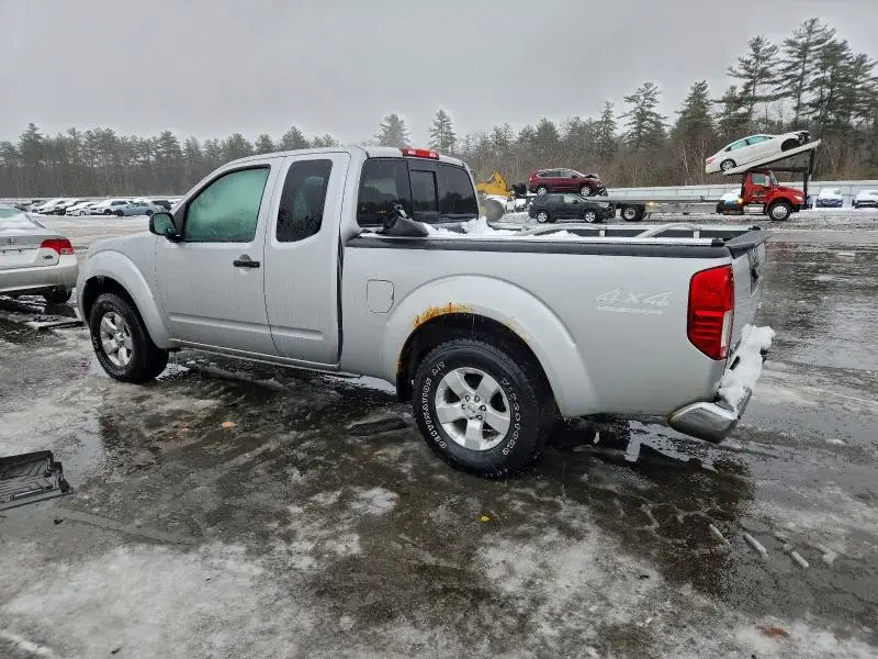 2013 NISSAN FRONTIER SV  