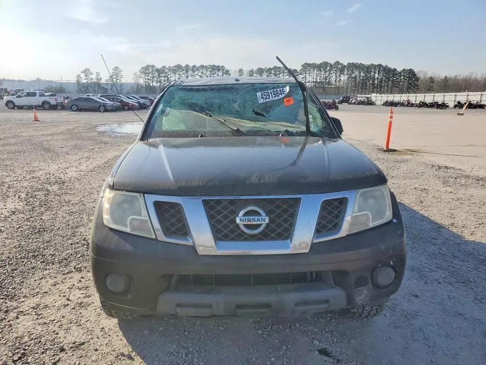 2016 NISSAN FRONTIER SV  