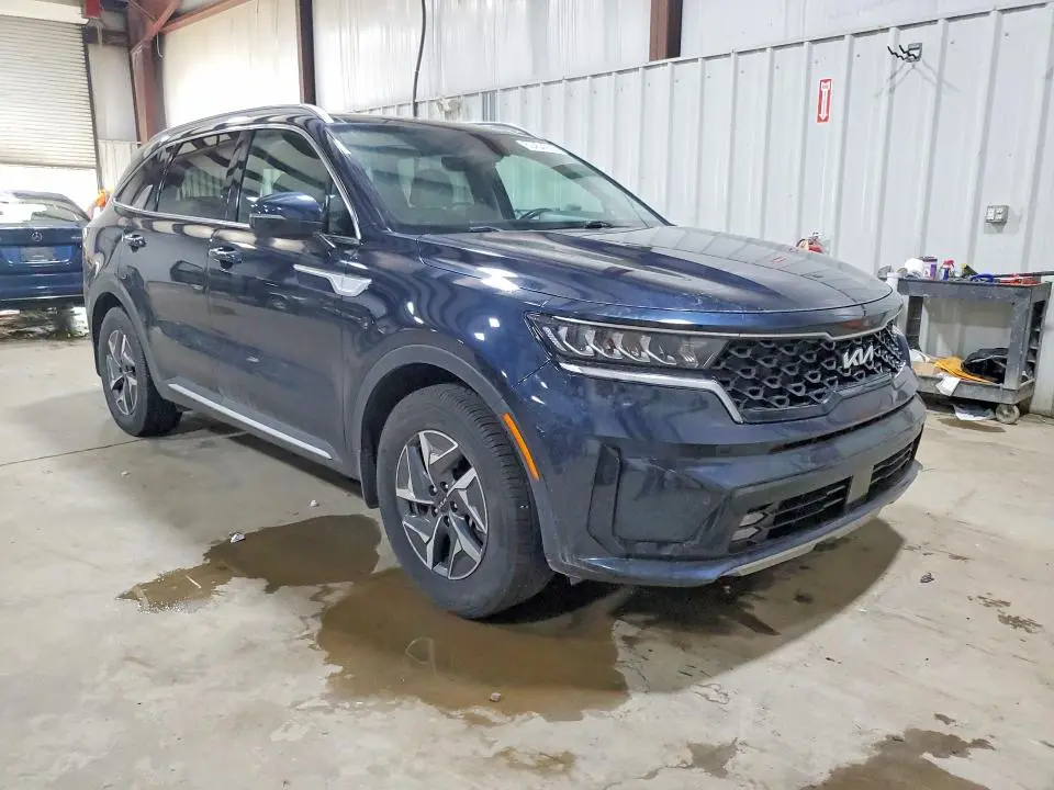 2022 KIA SORENTO EX  