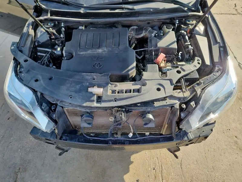 2017 TOYOTA AVALON XLE  