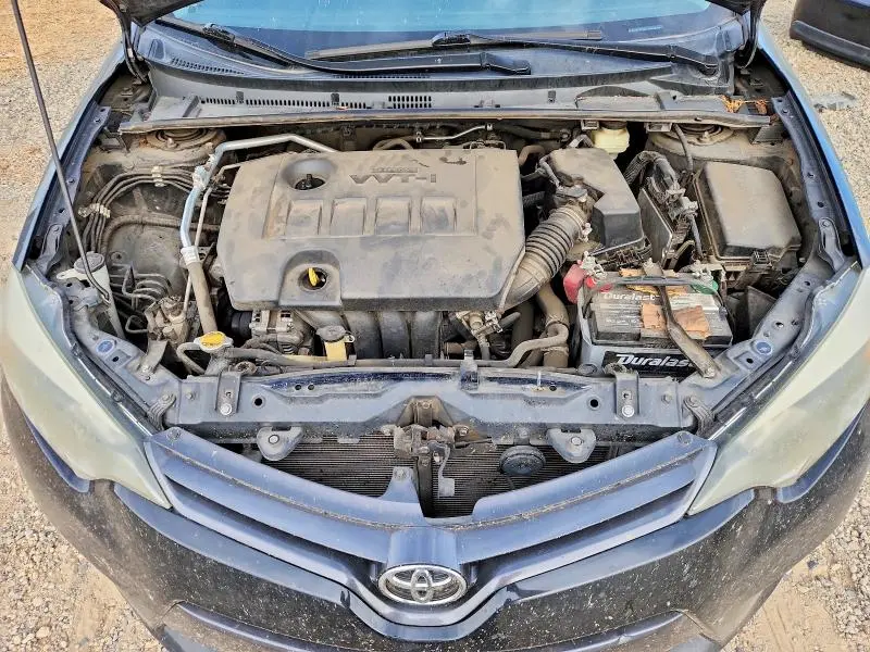2015 TOYOTA COROLLA LE PLUS  