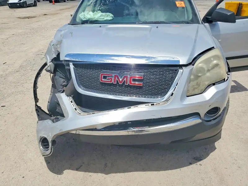 2010 GMC ACADIA SL  