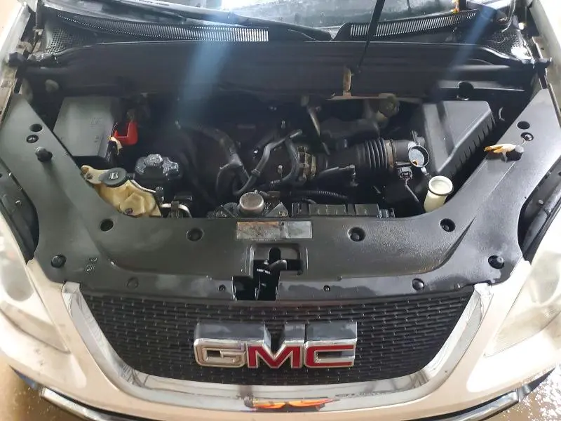 2011 GMC ACADIA SLT-1  