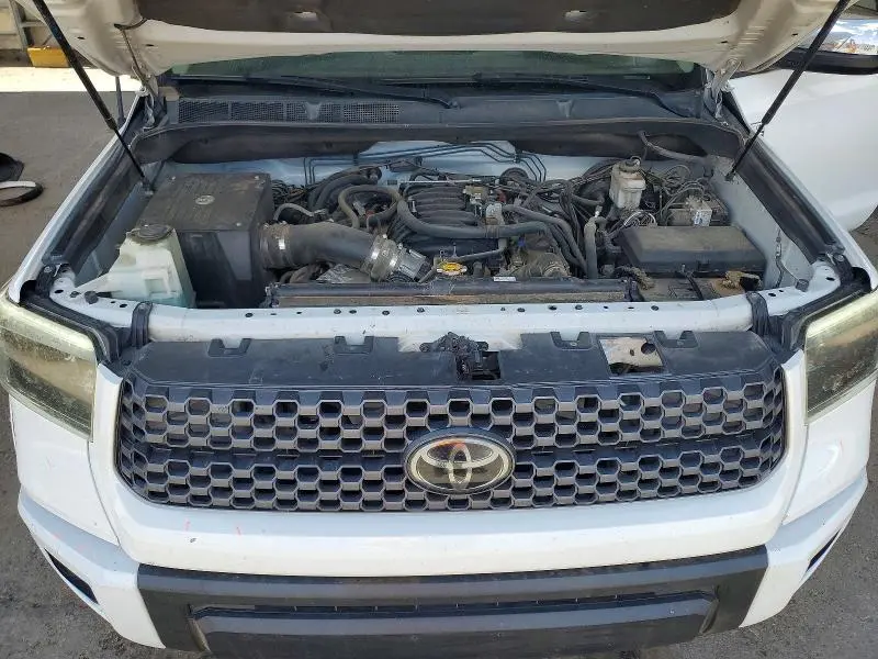 2017 TOYOTA TUNDRA PLATINUM  