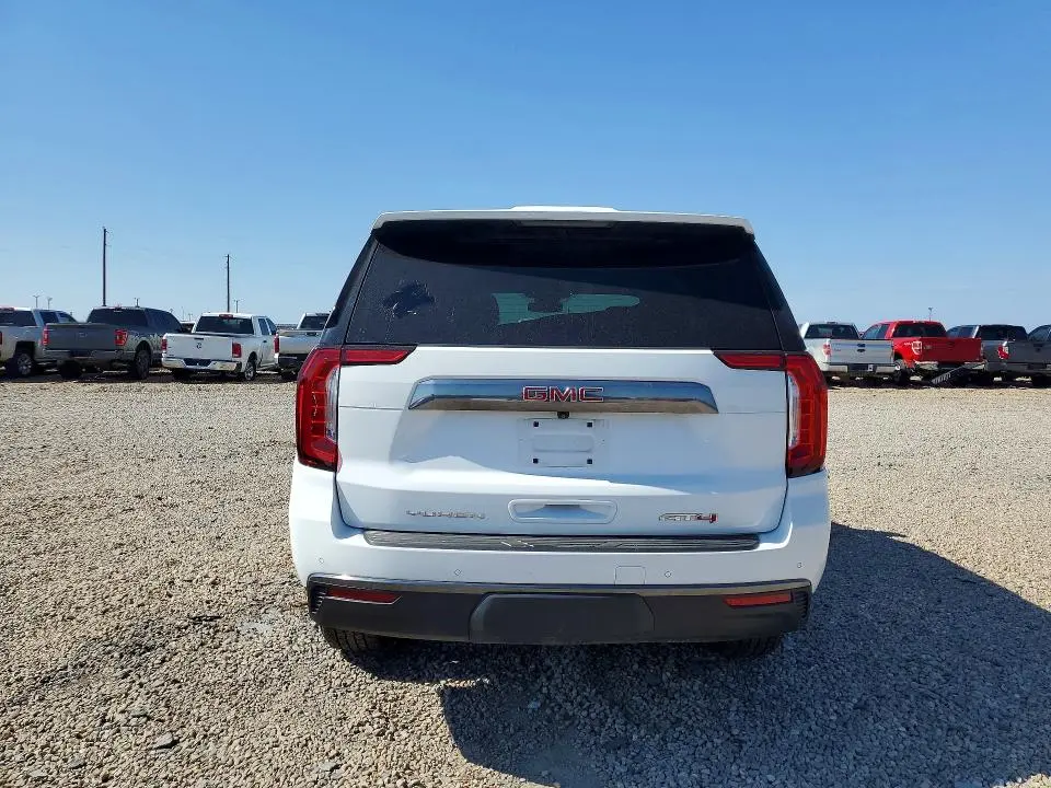 2023 GMC YUKON AT4  