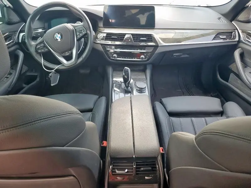 2021 BMW 530 I  