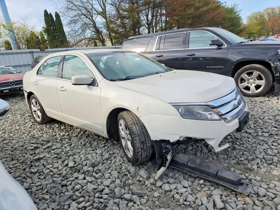 2012 FORD FUSION SE  