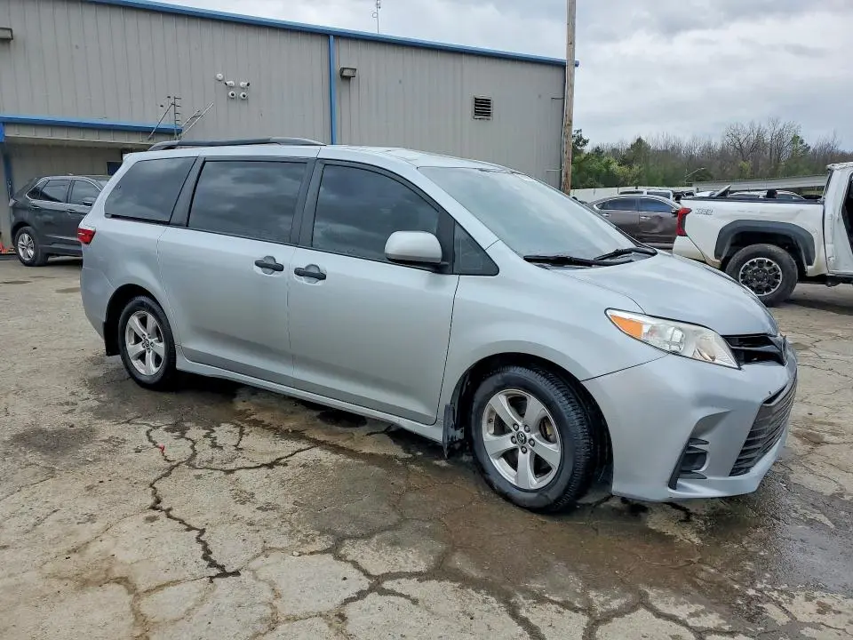 2019 TOYOTA SIENNA L 7-PASSENGER  