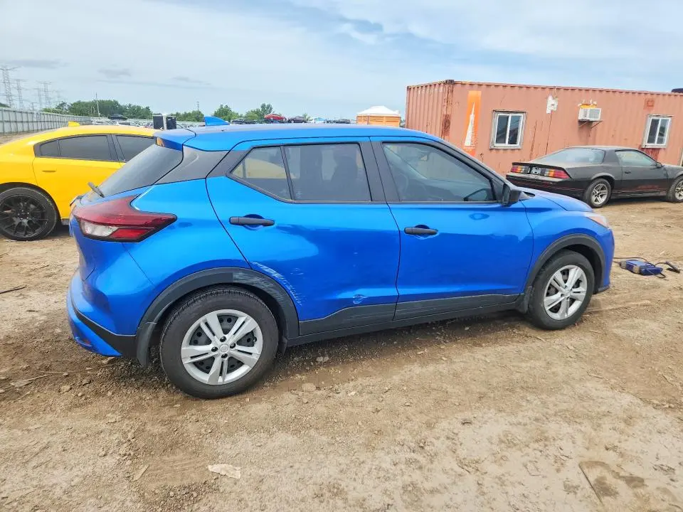 2021 NISSAN KICKS S  