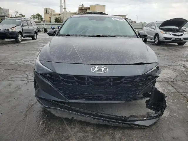 2021 HYUNDAI ELANTRA SE  