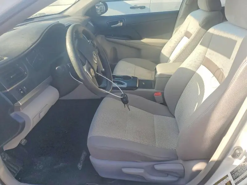 2014 TOYOTA CAMRY LE  