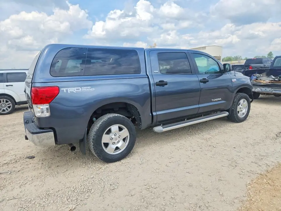2010 TOYOTA TUNDRA CREWMAX SR5  