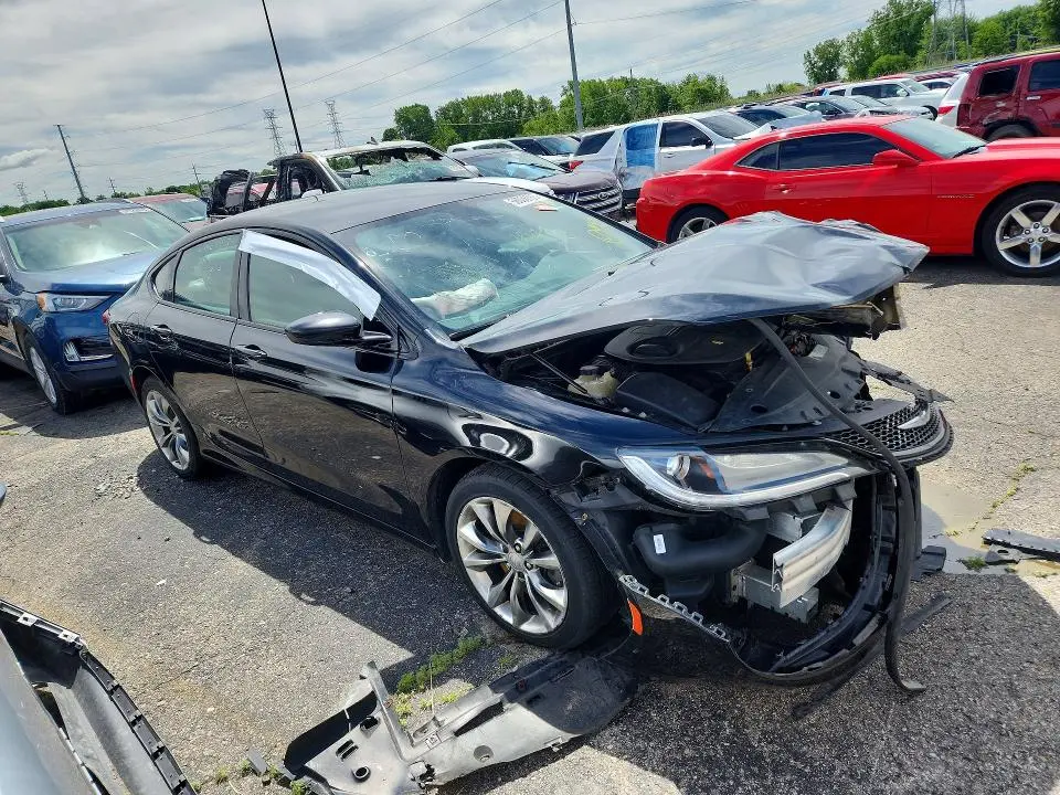 2015 CHRYSLER 200 S  
