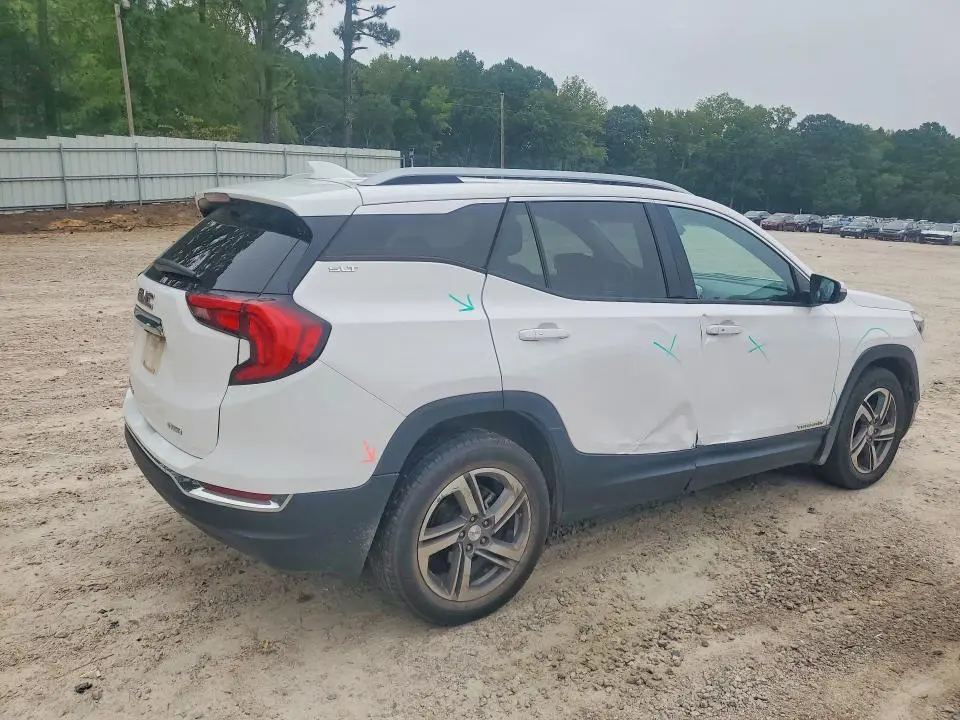 2020 GMC TERRAIN SLT  