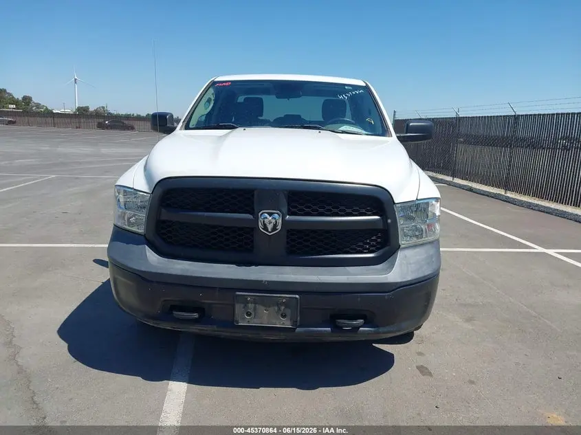 2019 RAM 1500 CLASSIC TRADESMAN  4X4 6'4 BOX