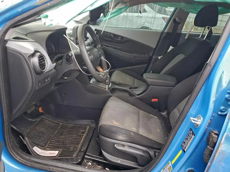 2021 HYUNDAI KONA SE  