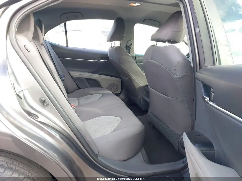 2019 TOYOTA CAMRY LE