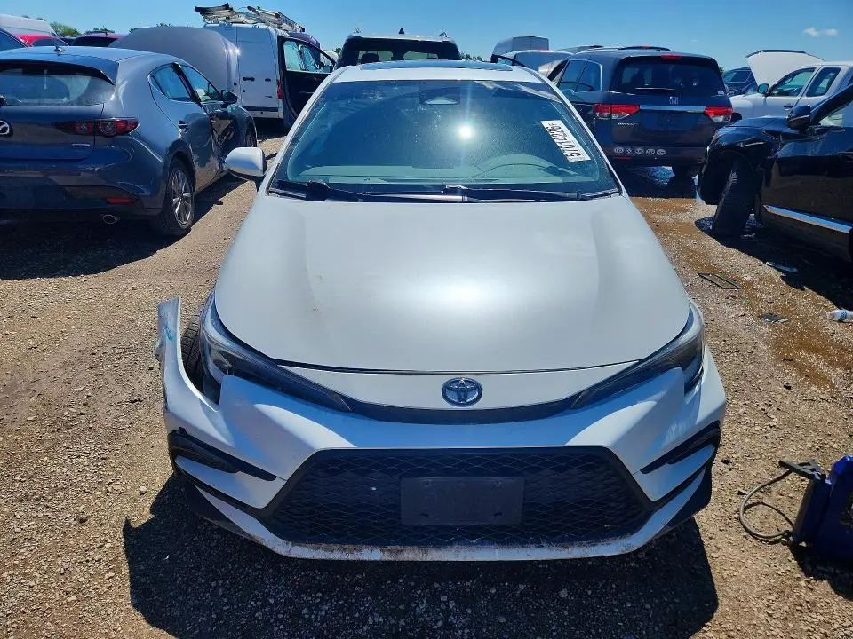 2023 TOYOTA COROLLA SE  