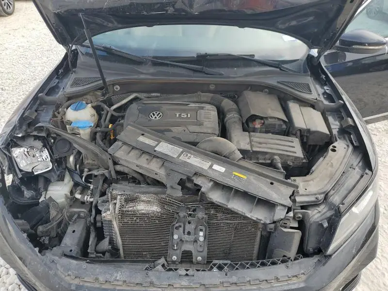 2017 VOLKSWAGEN PASSAT R-LINE