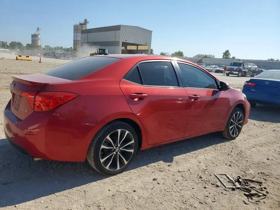 2017 TOYOTA COROLLA SE  