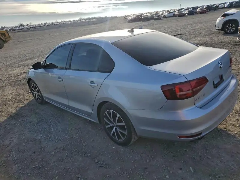 2016 VOLKSWAGEN JETTA SE  