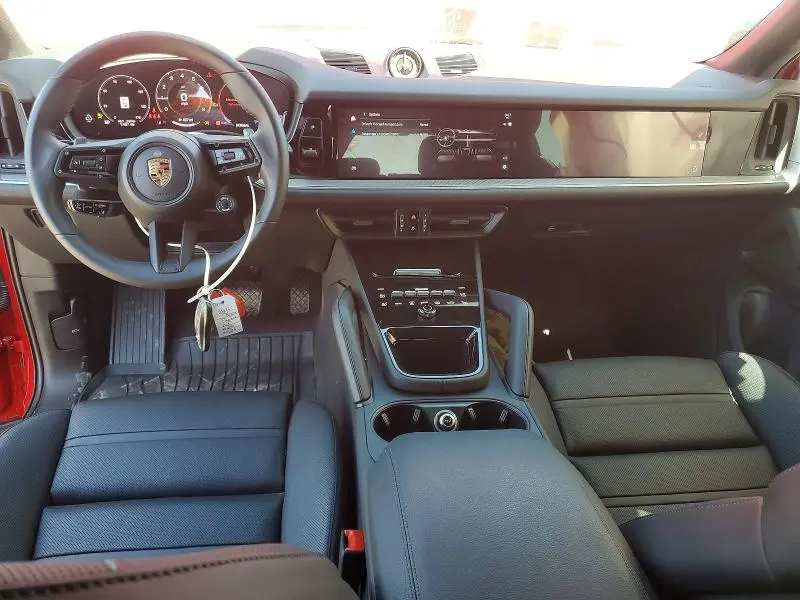 2026 PORSCHE CAYENNE COUPE  