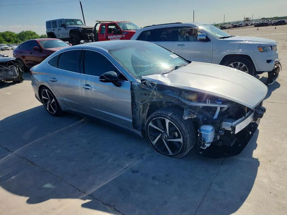 2021 HYUNDAI SONATA   