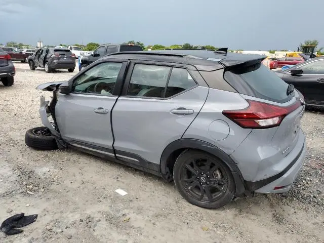 2023 NISSAN KICKS SR  