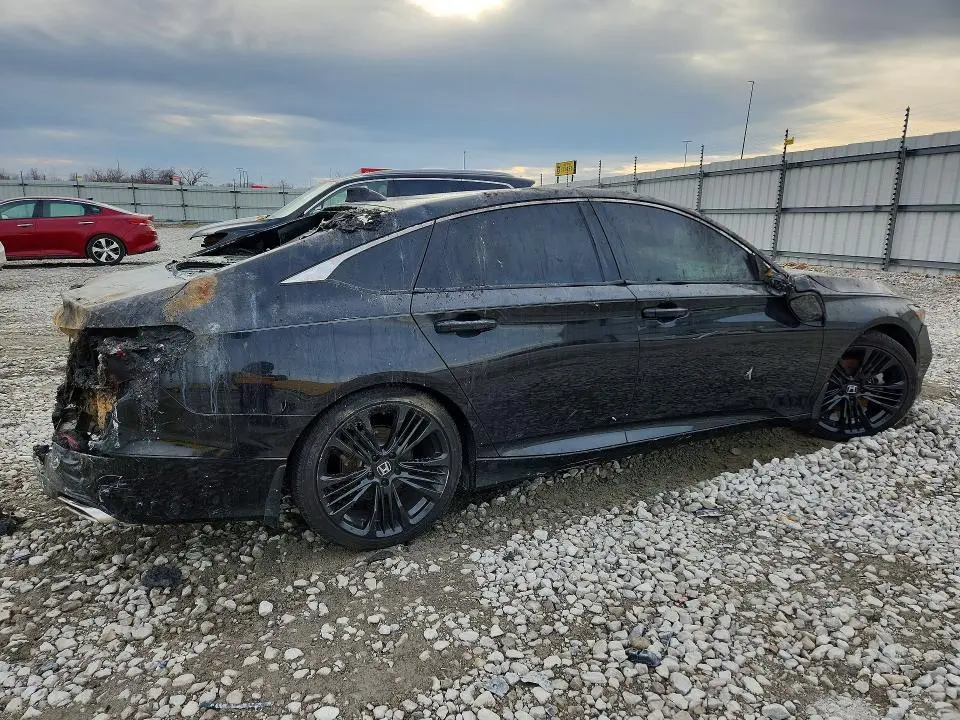 2018 HONDA ACCORD SPORT  