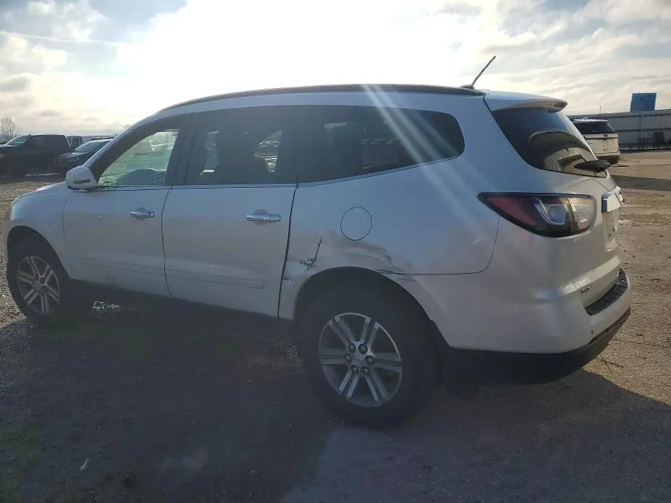 2015 CHEVROLET TRAVERSE LT  