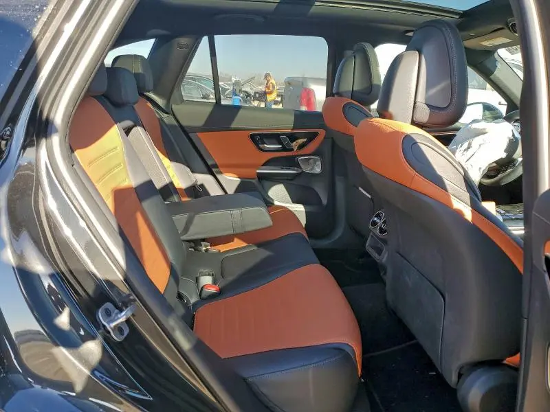 2025 MERCEDES-BENZ GLC 300 4MATIC  