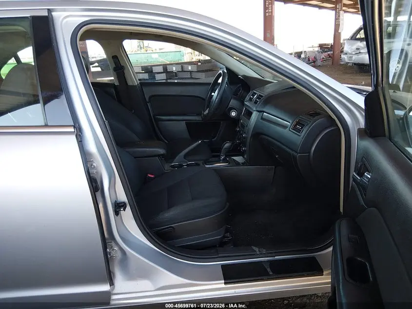 2011 FORD FUSION SE
