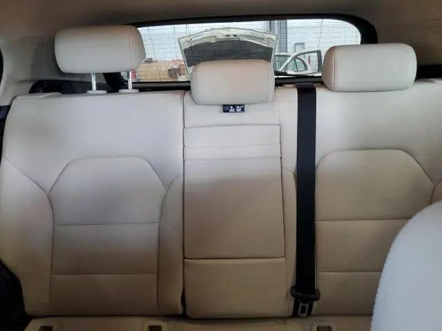 2017 MERCEDES-BENZ GLA 250