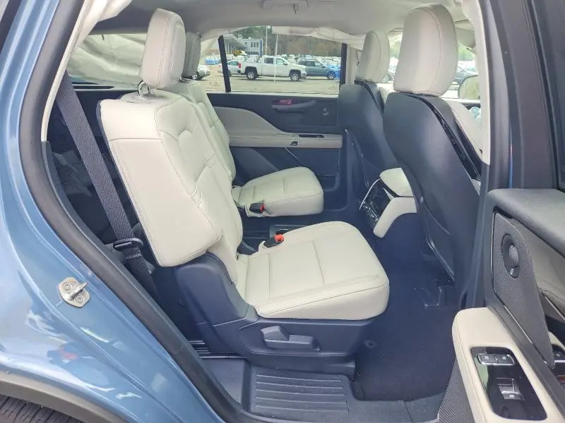 2025 LINCOLN AVIATOR   