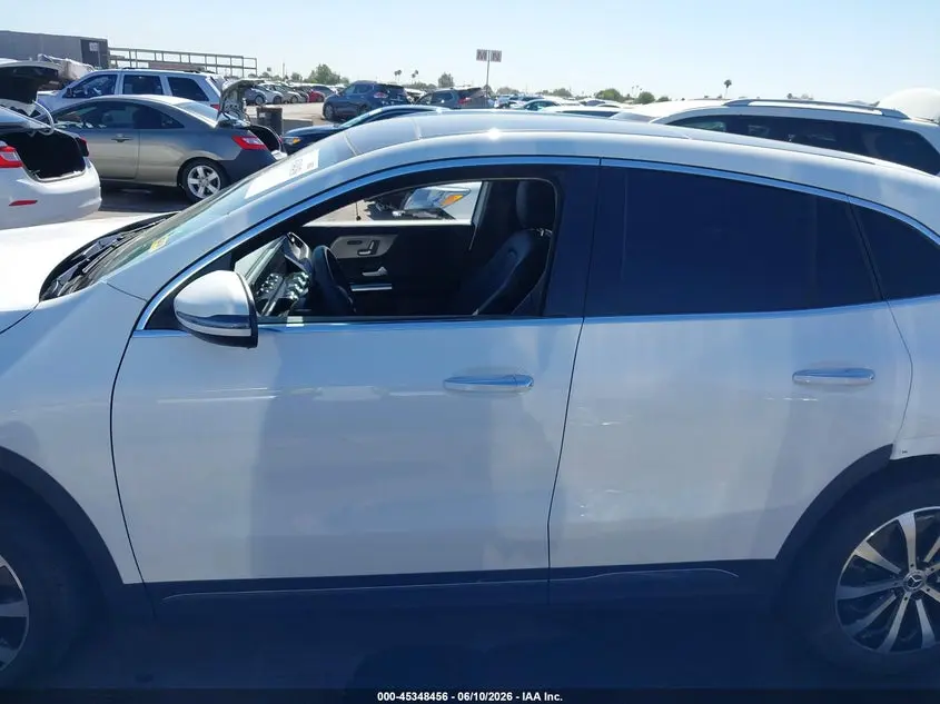 2022 MERCEDES-BENZ GLA 250  