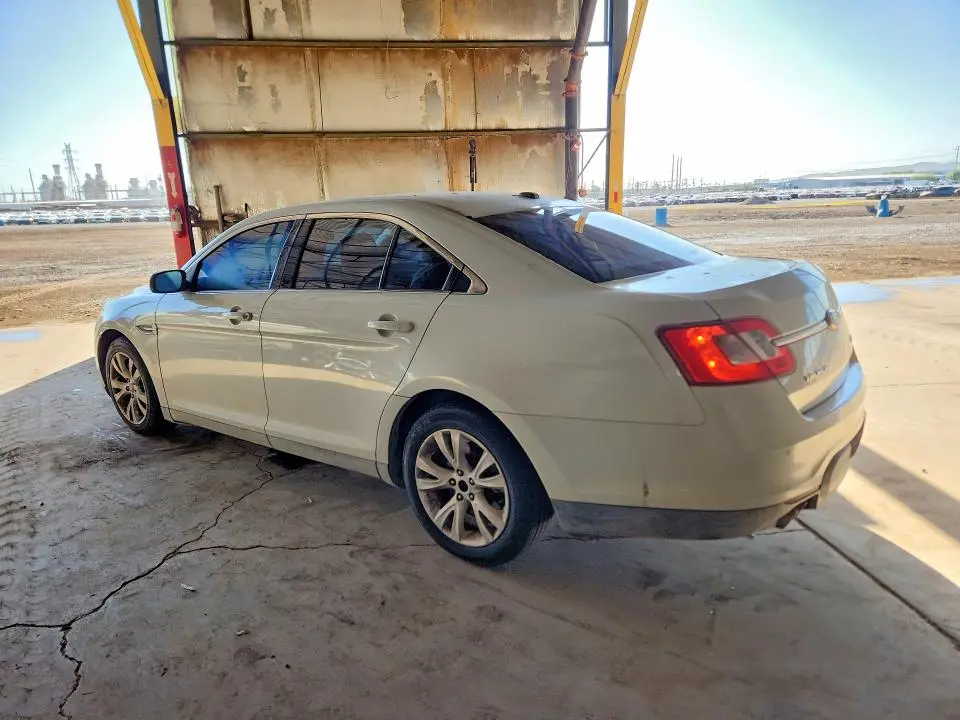 2011 FORD TAURUS SEL  