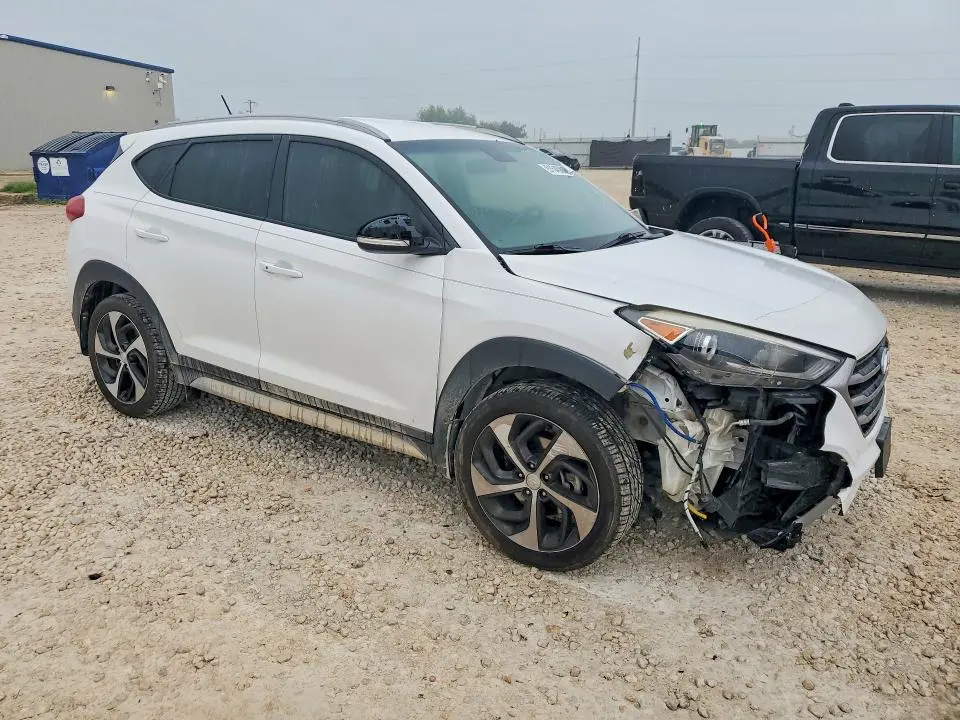 2017 HYUNDAI TUCSON SPORT  
