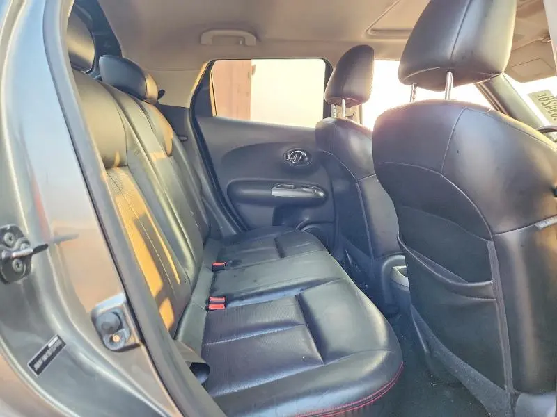 2011 NISSAN JUKE S  