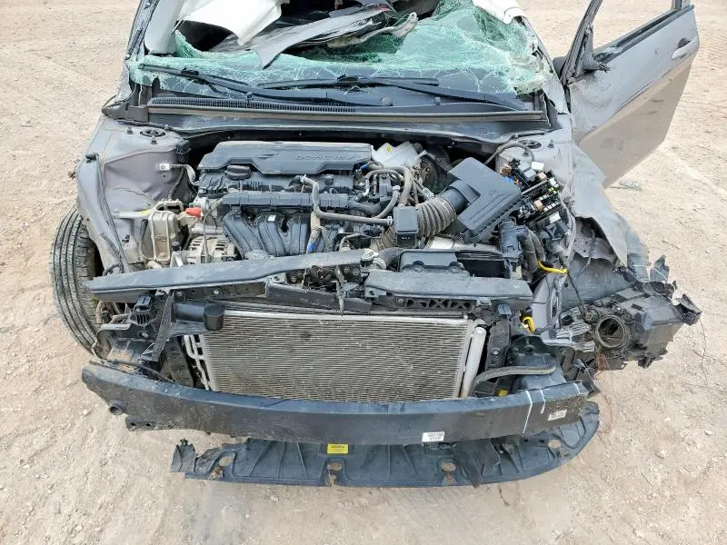 2023 HYUNDAI ELANTRA SE  