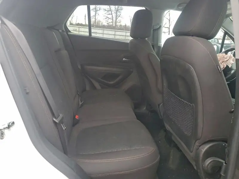 2022 CHEVROLET TRAX LS  