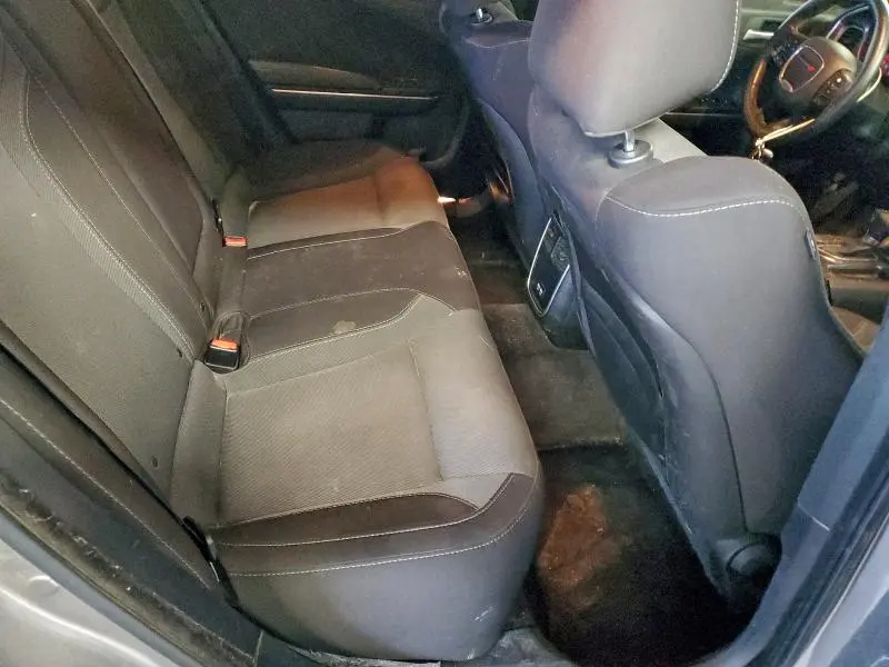 2017 DODGE CHARGER SE  