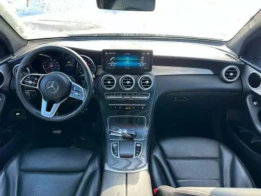 2021 MERCEDES-BENZ GLC 300  