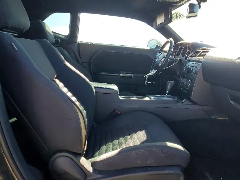 2012 DODGE CHALLENGER SXT  