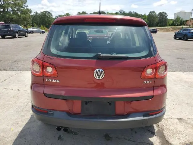2011 VOLKSWAGEN TIGUAN S  