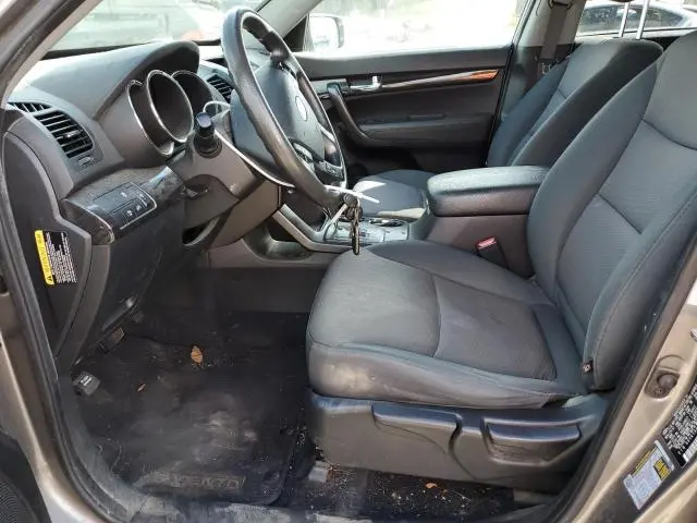 2013 KIA SORENTO LX  