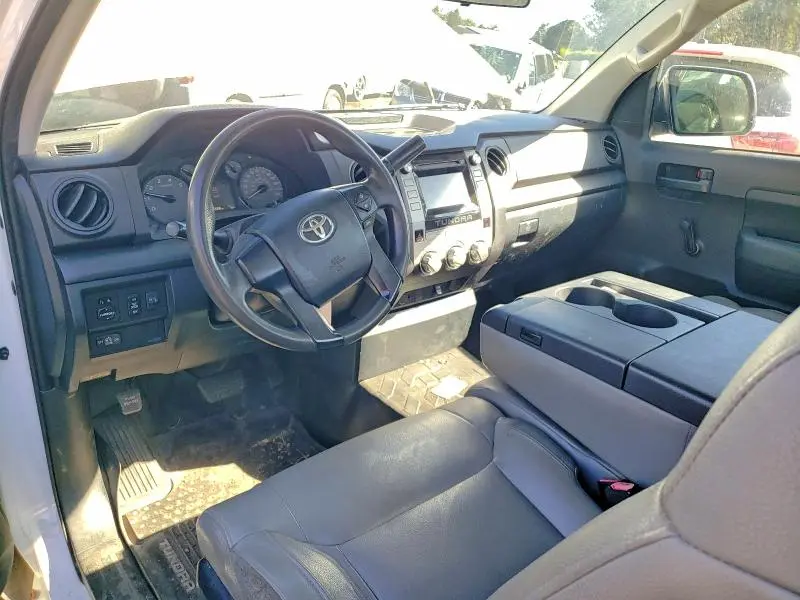 2017 TOYOTA TUNDRA SR  