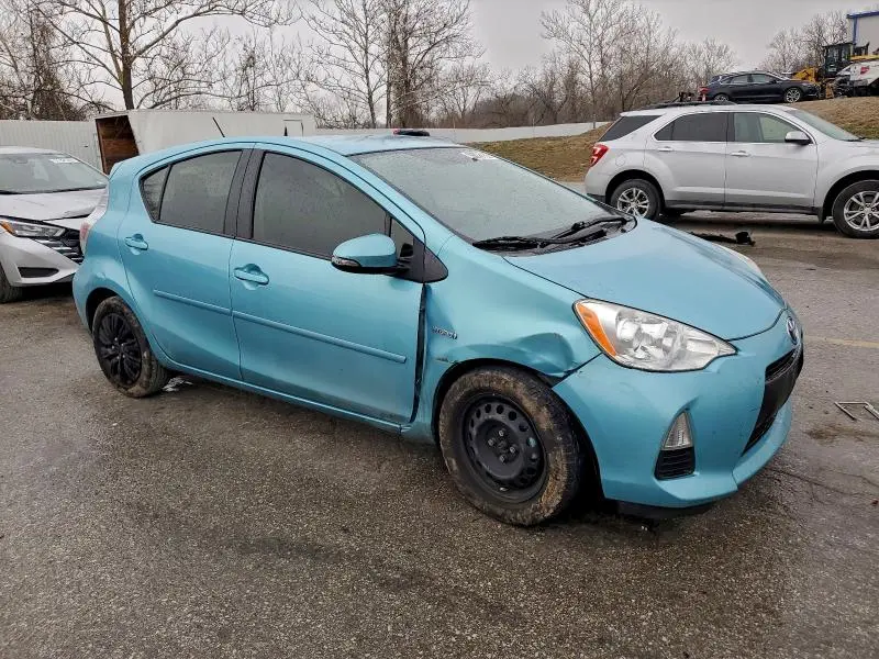 2014 TOYOTA PRIUS C   